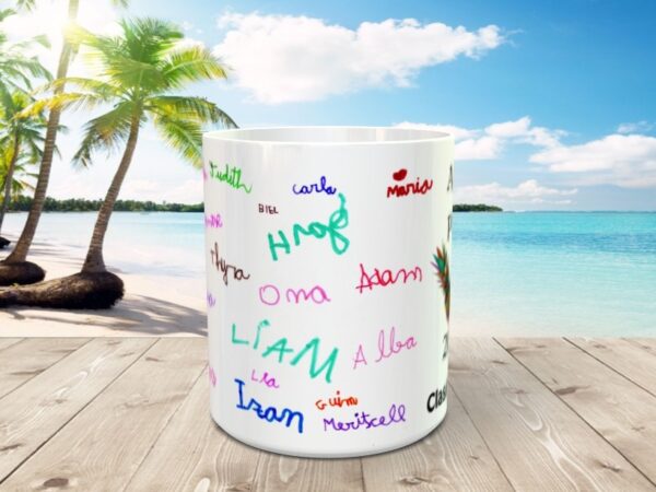 Taza para profesores con el nombre de los alumnos