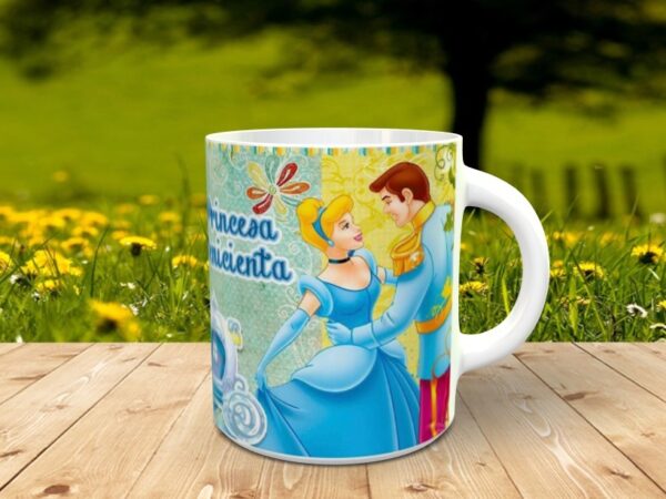 taza princesa cenicienta lado derecho