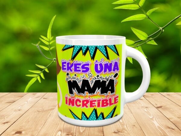 Taza para el día de la madre "Mamá invencible" - Imagen 4